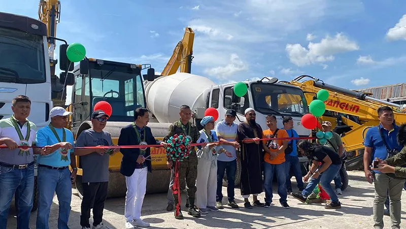 Pacote completo de equipamentos para infraestrutura rodoviária na África Ocidental