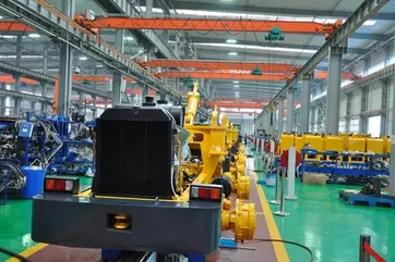 Linha de montagem de pás carregadeiras