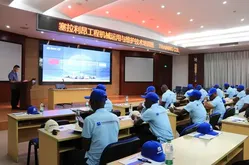 Sessões de treinamento para clientes da Serra Leoa, África  
