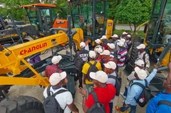 Sessões de treinamento para clientes da Serra Leoa, África  