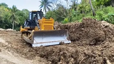 Trator hidráulico de esteira YD220