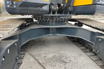 Escavadeira de esteiras ZG150