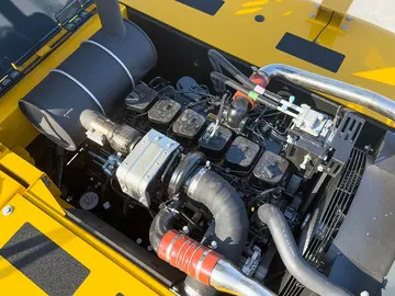 Escavadeira de esteiras ZG220N