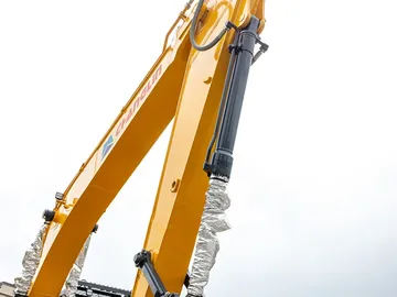 Escavadeira de esteiras ZG380