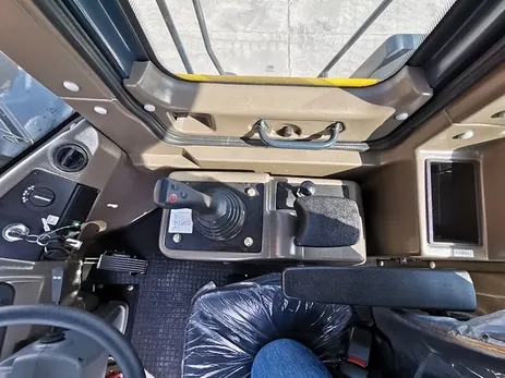 Pá carregadeira ZL60H