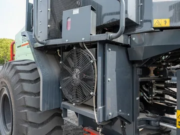 Pá carregadeira ZL60EV