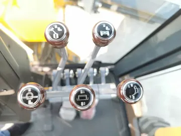 Motoniveladora PY240H