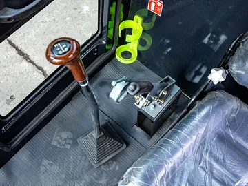 Rolo compactador de pneus GYR16