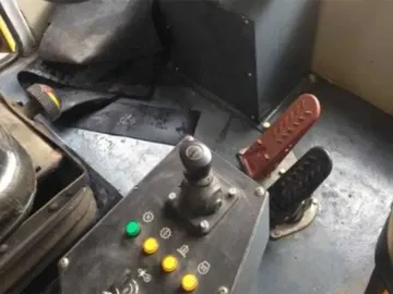 Compactador de aterro sanitário GYL263