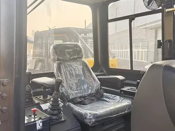 Trator hidráulico de esteira YD160