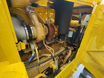 Trator hidráulico de esteira YD220