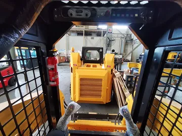 Minicarregadeira 255F/265F