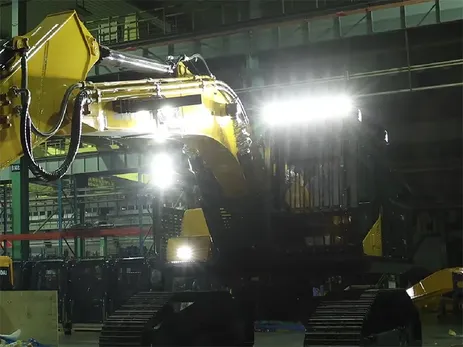 Escavadeira com garra florestal ZG135CF