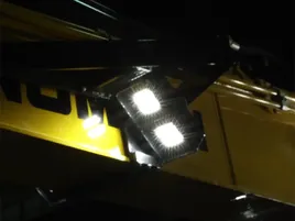 Escavadeira com garra orange peel ZG210H